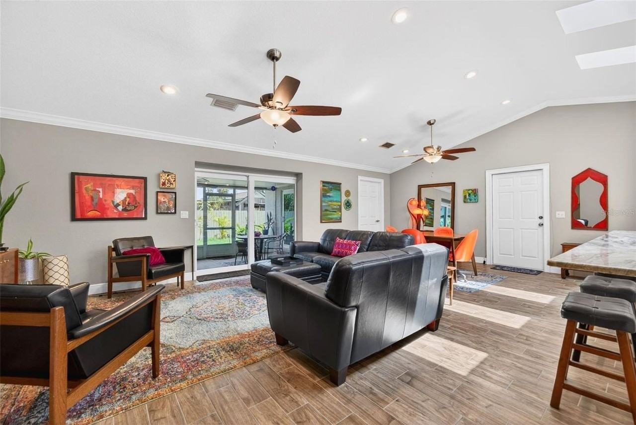 4420 Porpoise Dr Se - Photo 6 of 32