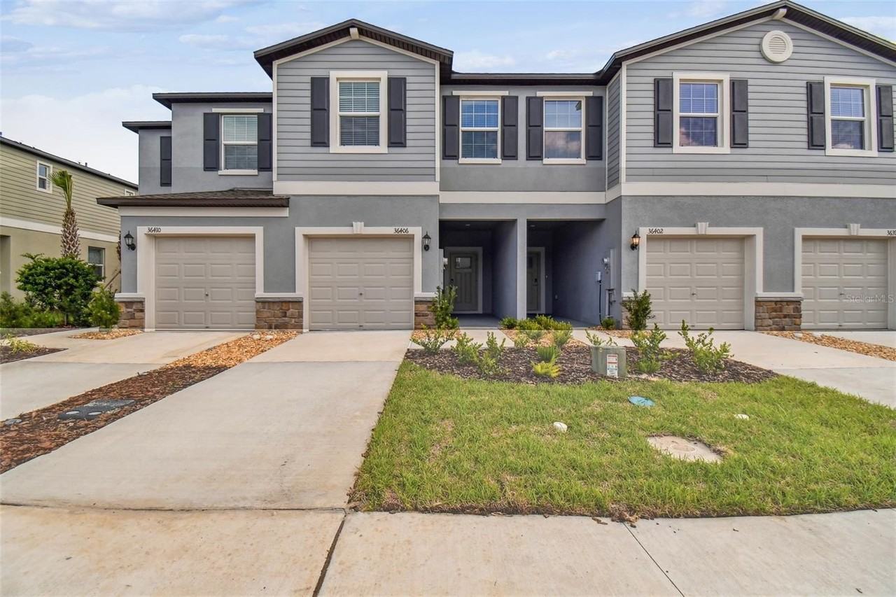 36406 Well Hill Way - Photo 2 of 50