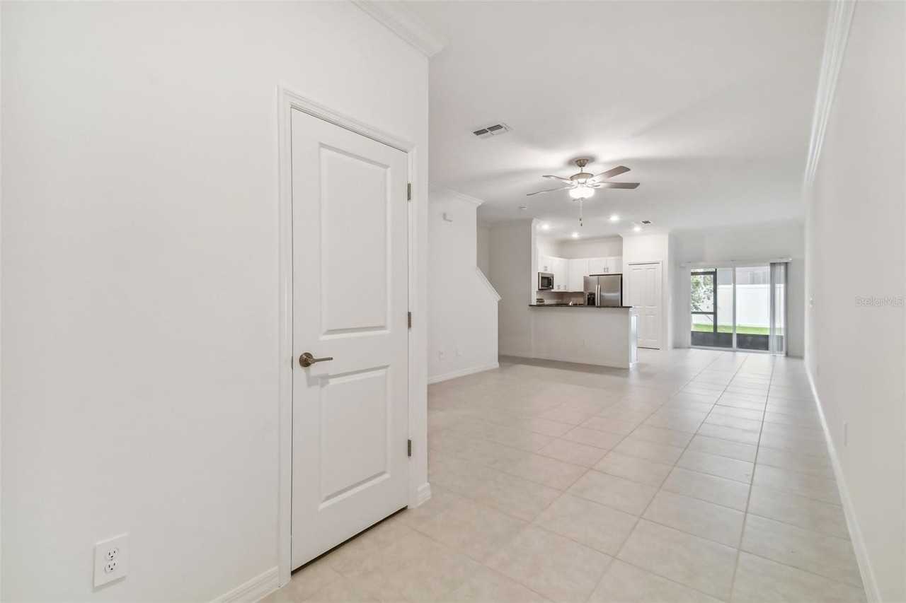 36406 Well Hill Way - Photo 4 of 50