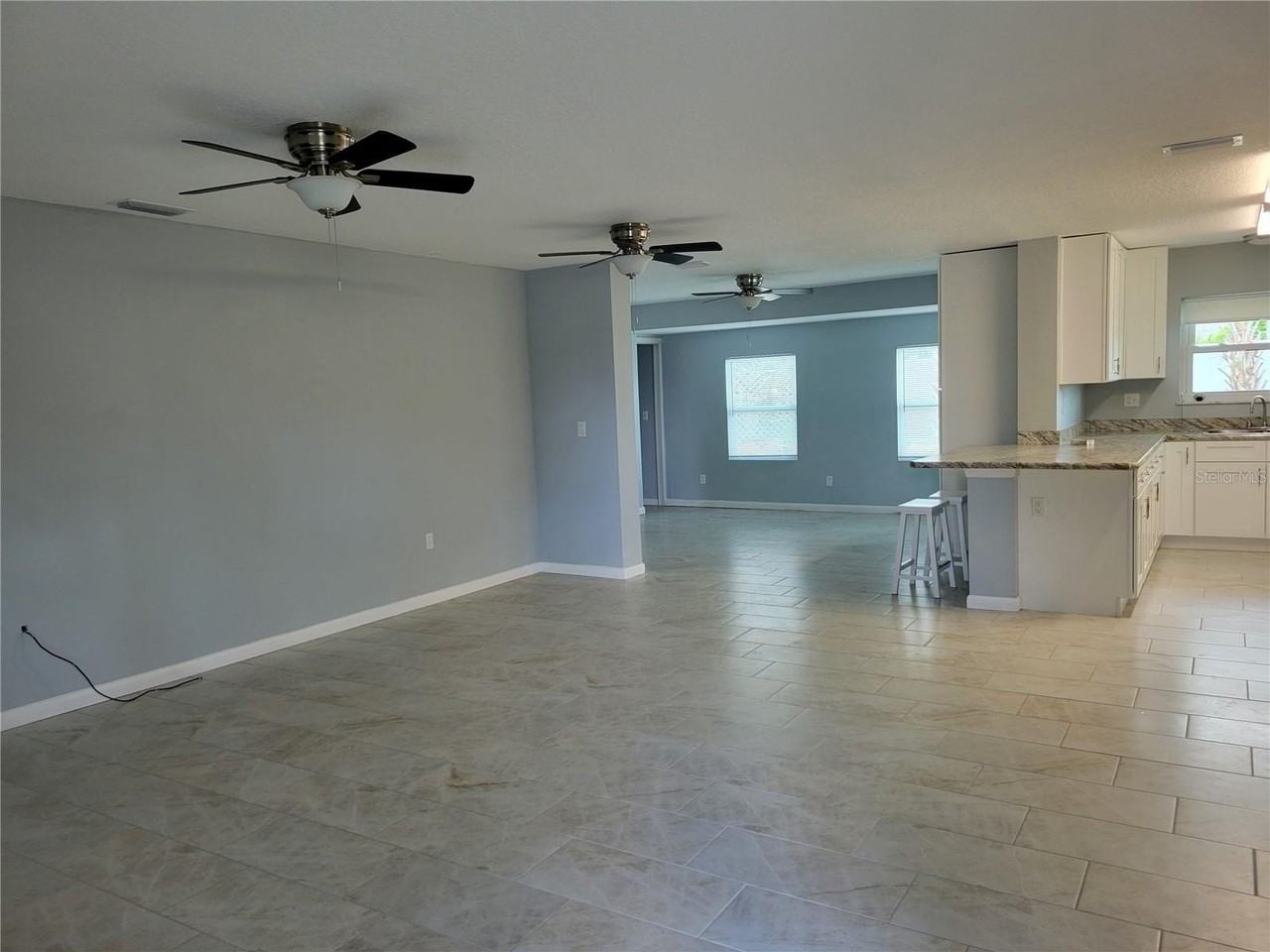 714 Cypress Pl - Photo 3 of 22