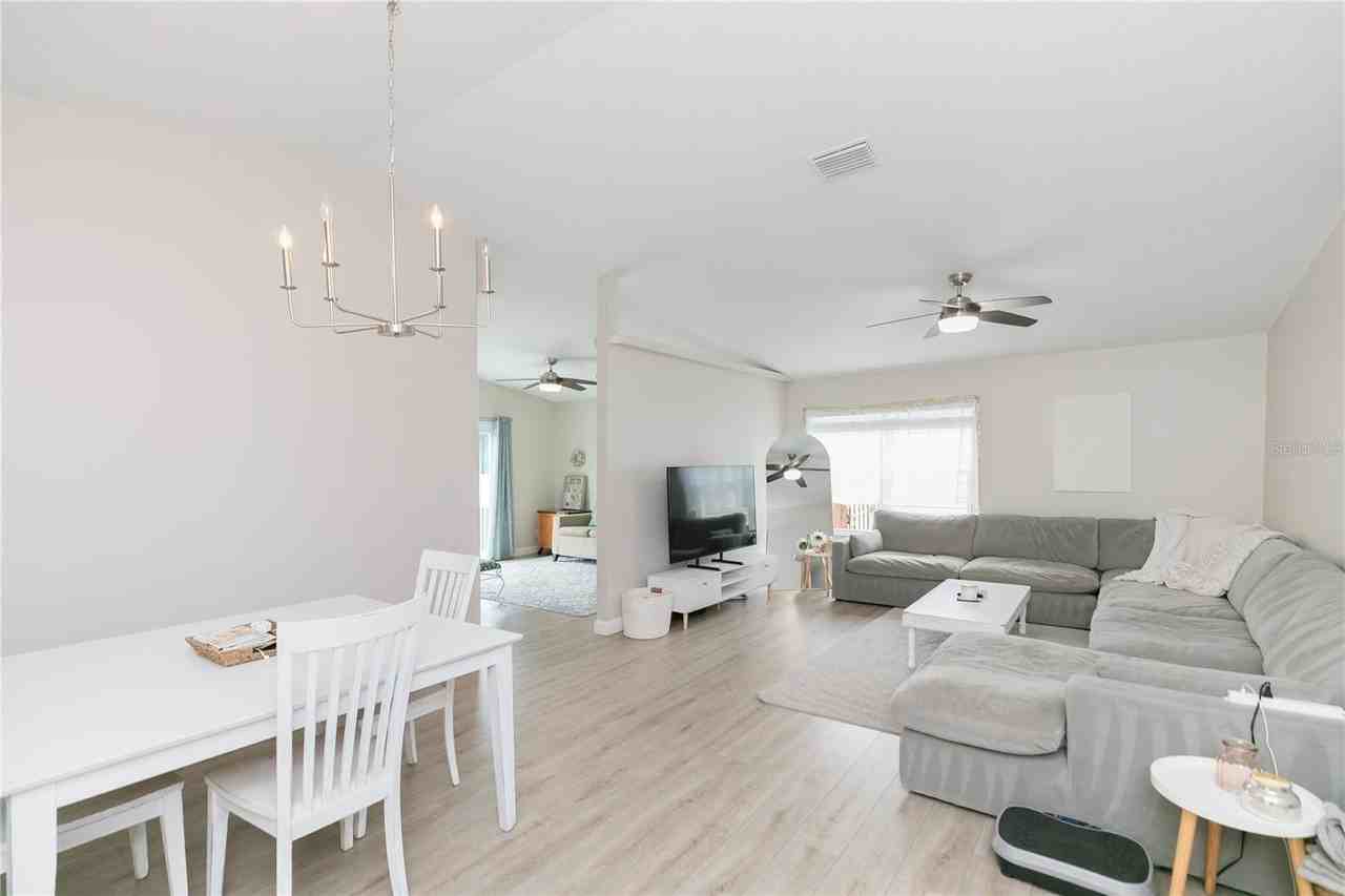 7308 S Juanita St - Photo 3 of 20