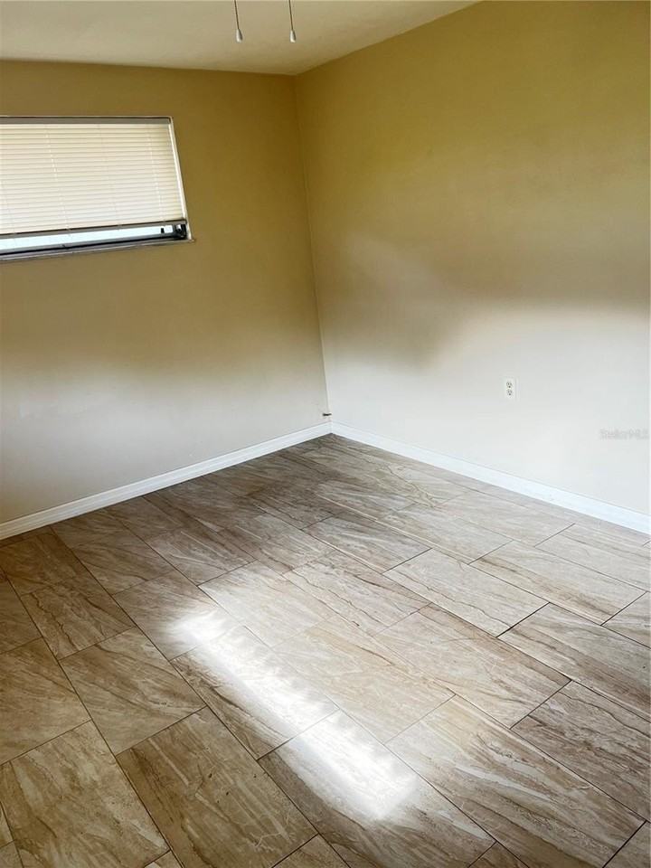 3433 Monticello St - Photo 4 of 12