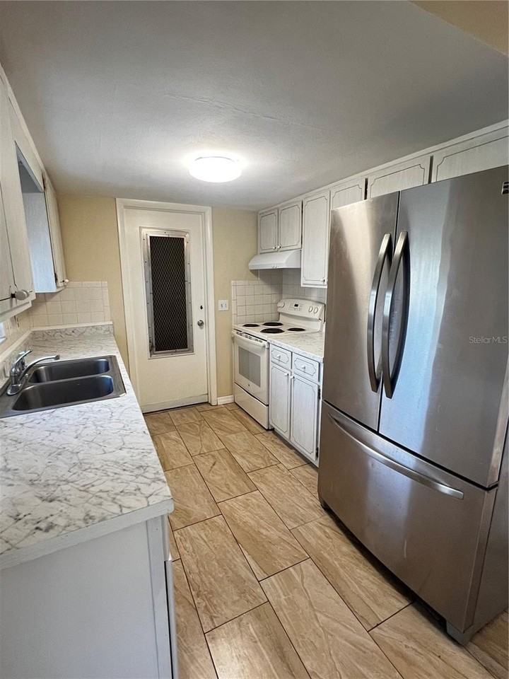 3433 Monticello St - Photo 6 of 12
