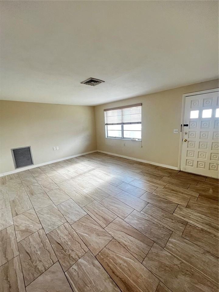 3433 Monticello St - Photo 7 of 12