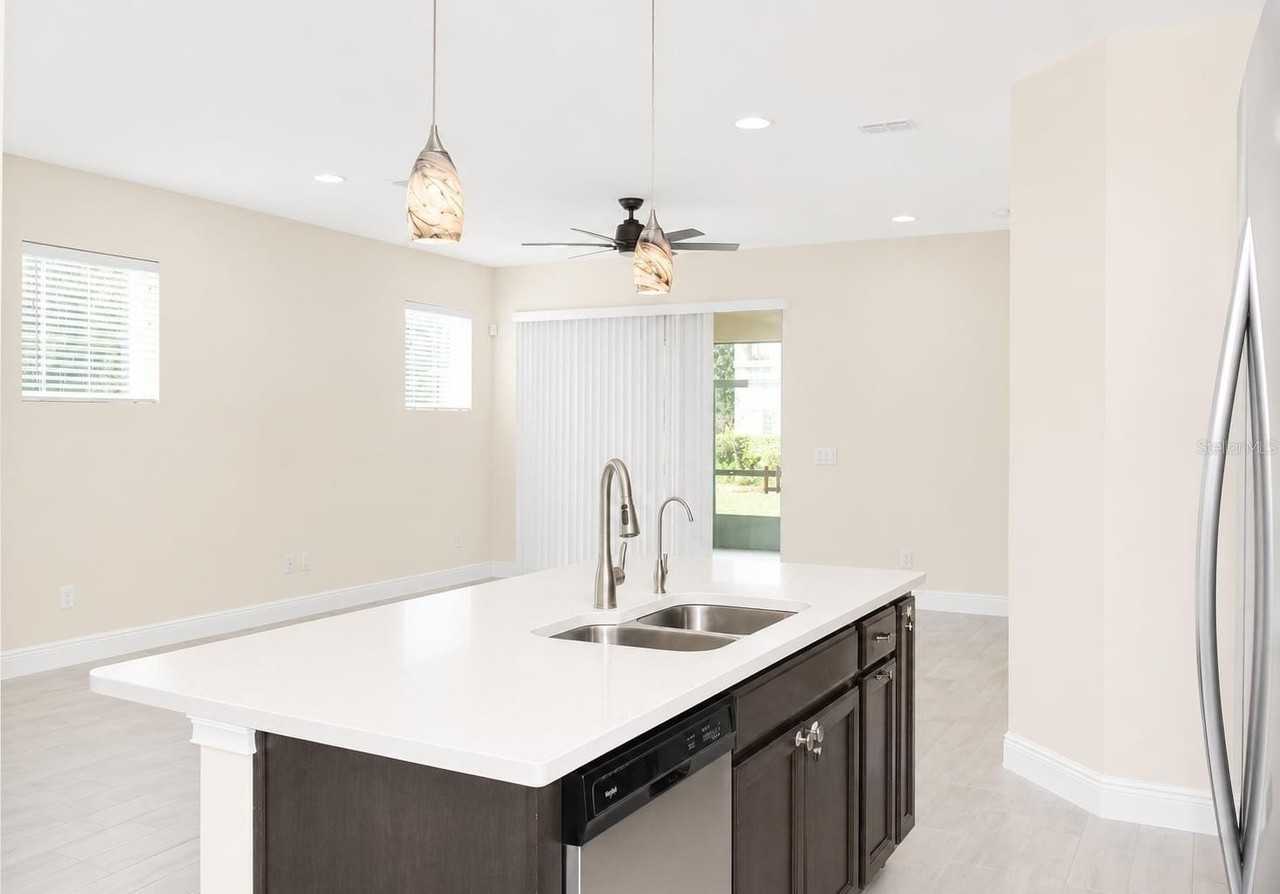 6206 Scarlet Darter Way - Photo 5 of 41