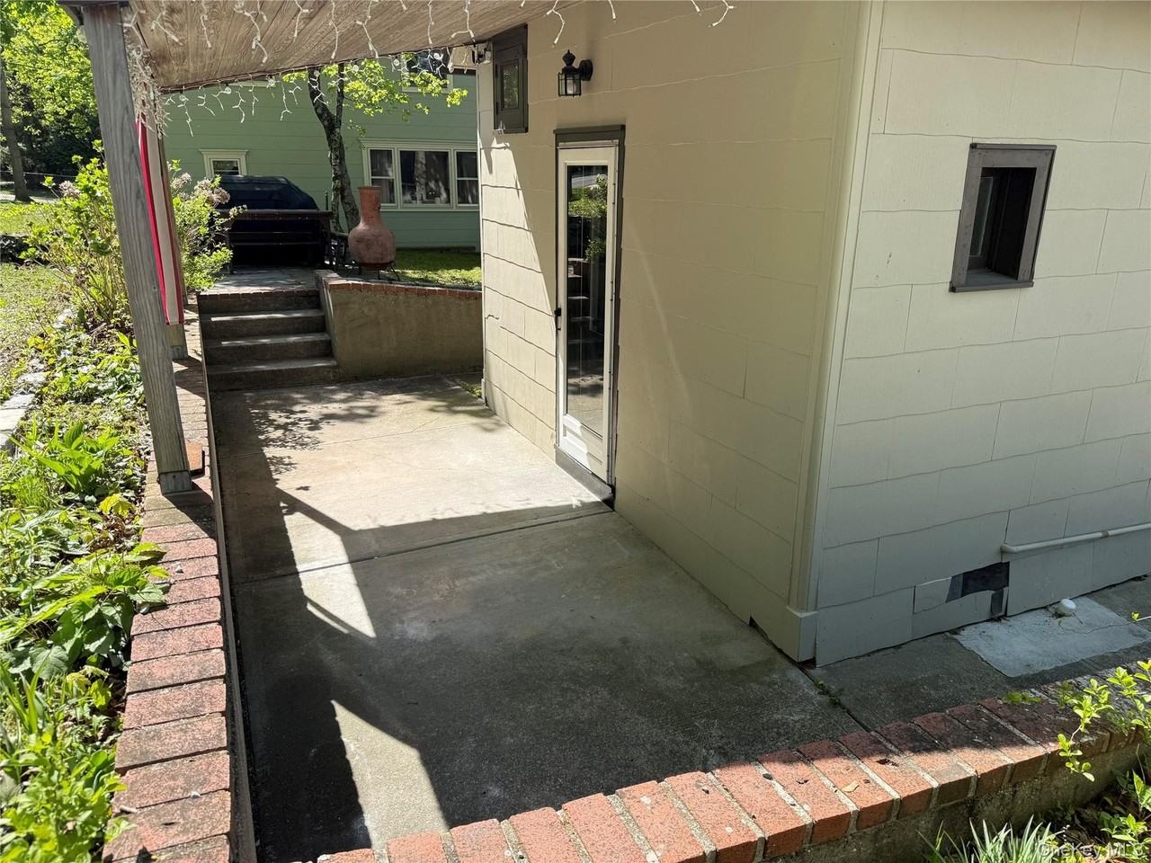 805 Main St - Photo 7 of 31