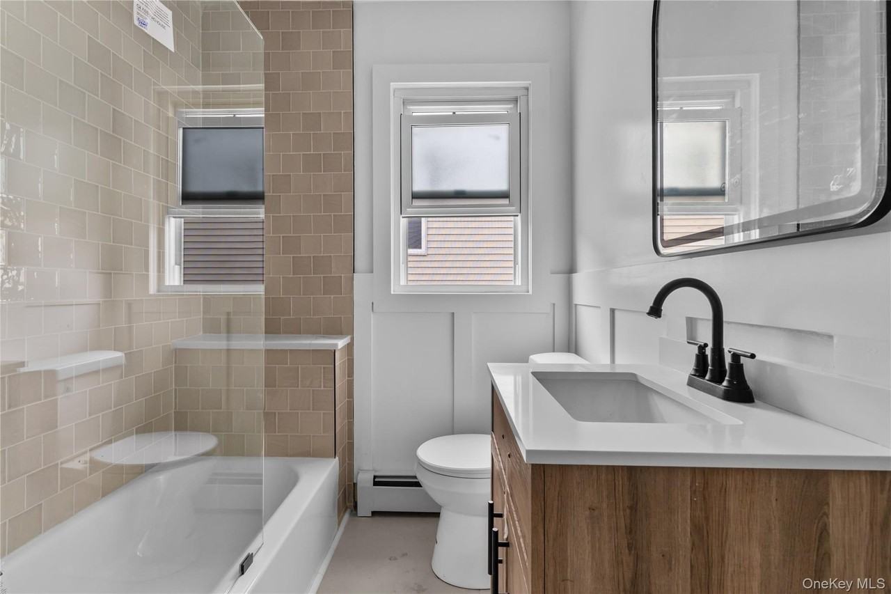 119 Belmont Ave - Photo 4 of 22