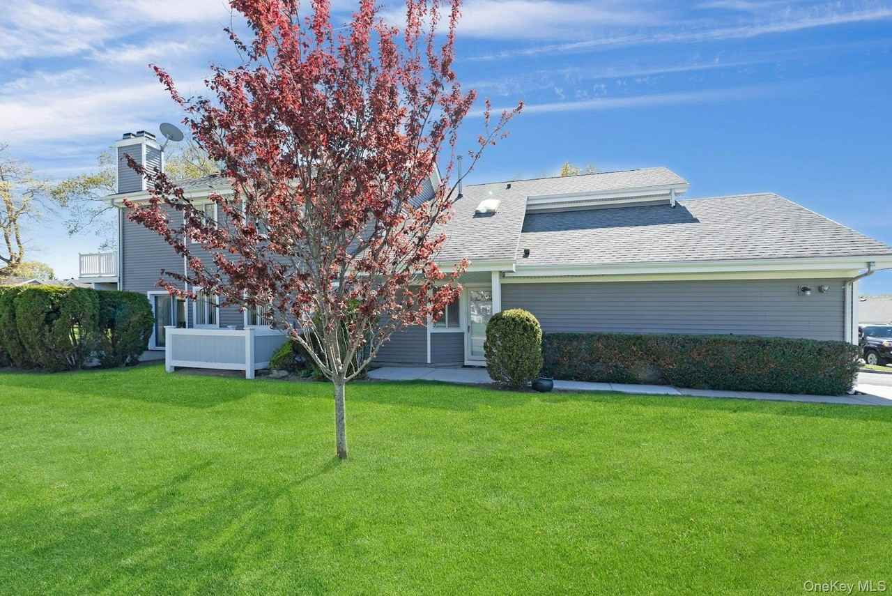 367 Seabreeze Ct - Photo 2 of 37