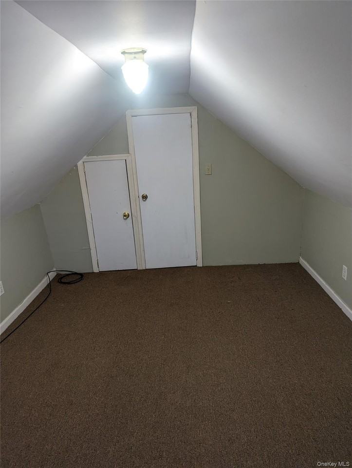 10506 Pinegrove St #2ndFL - Photo 7 of 21