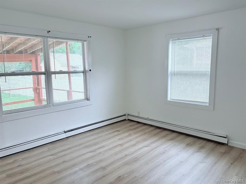 48 Eleanor Ave - Photo 5 of 12