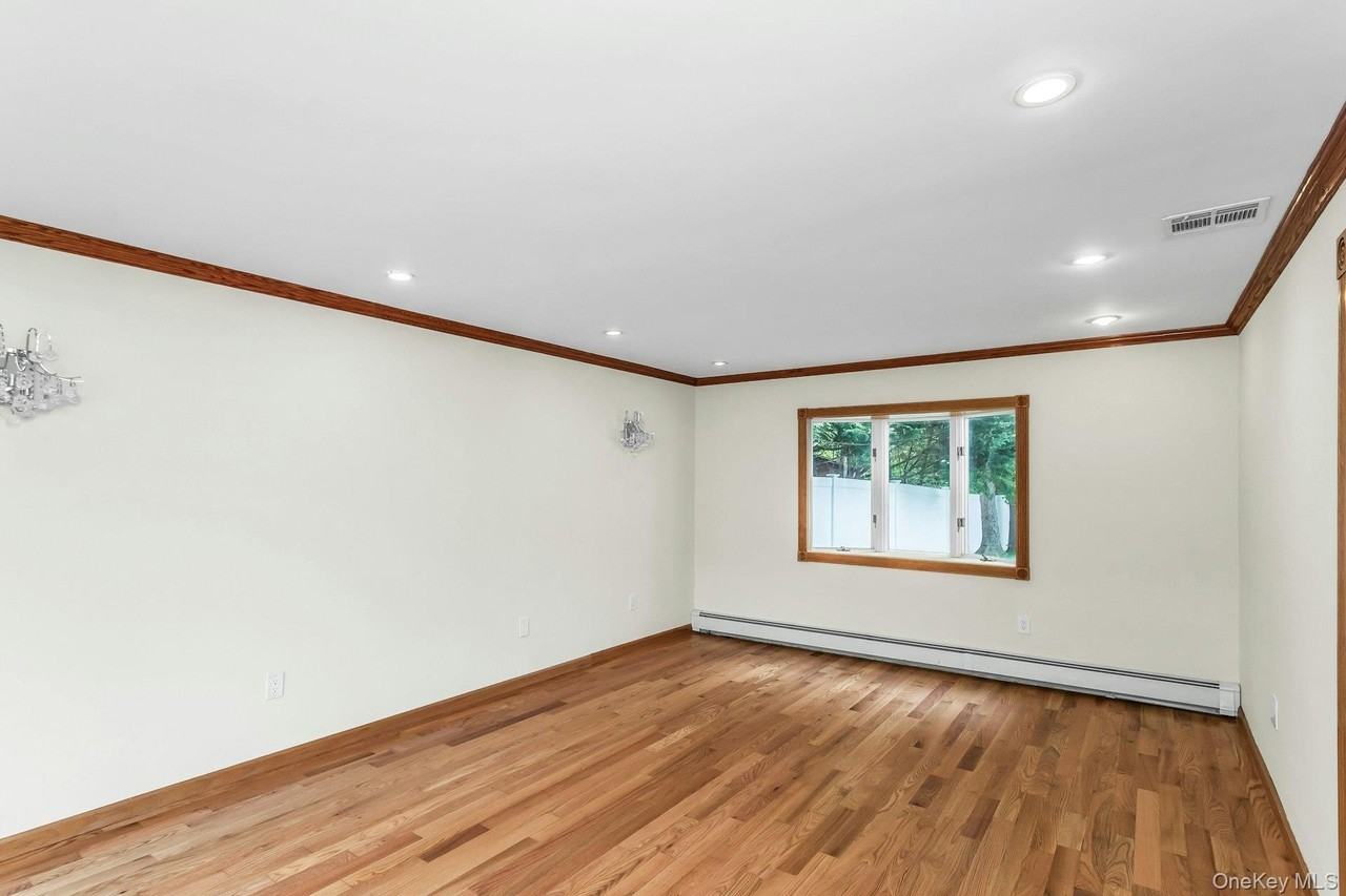 717 3rd Ave - Photo 6 of 30