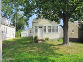 521 E Point Pleasant Ave - Photo 1 of 1