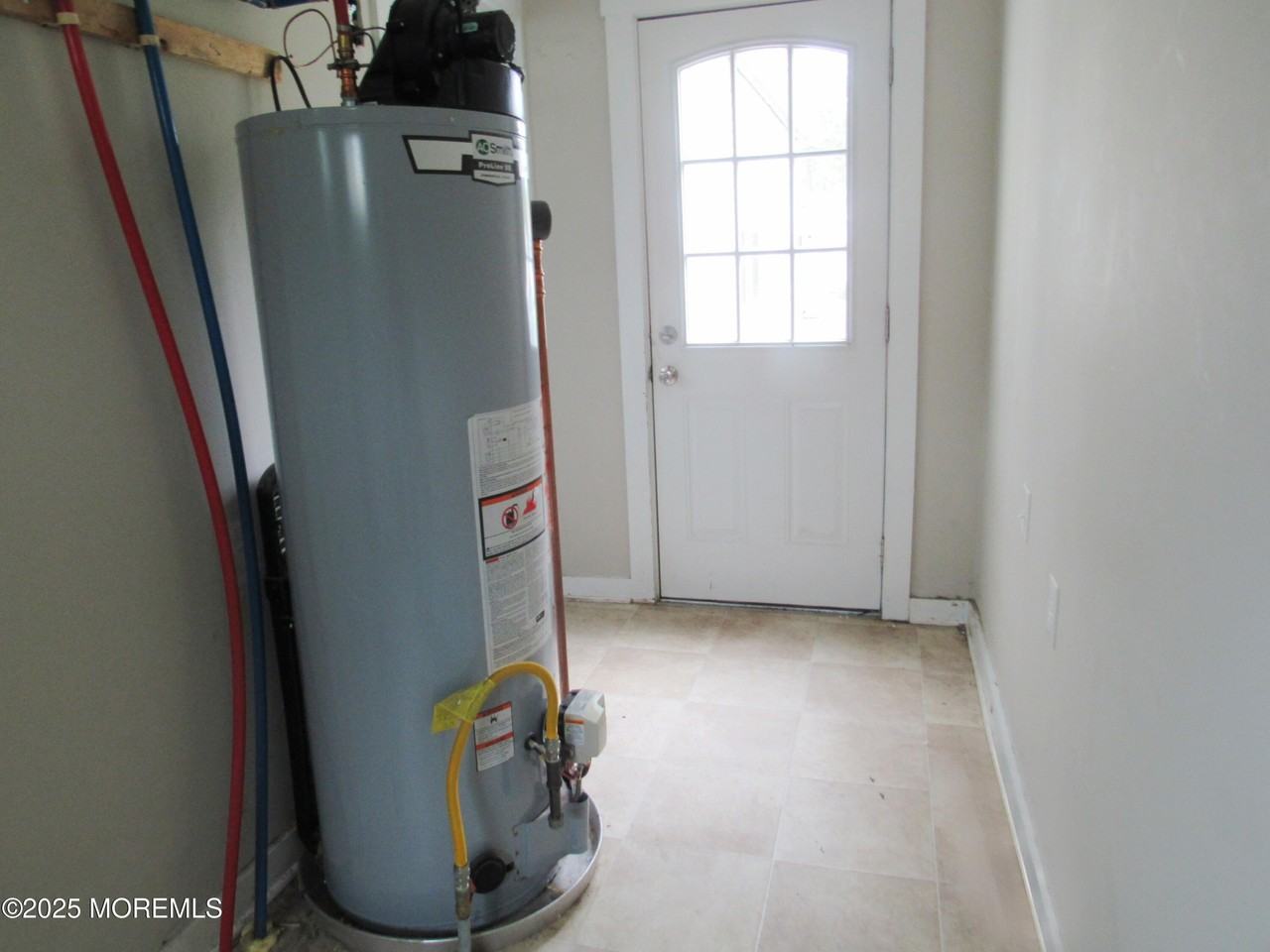 521 E Point Pleasant Ave - Photo 6 of 6
