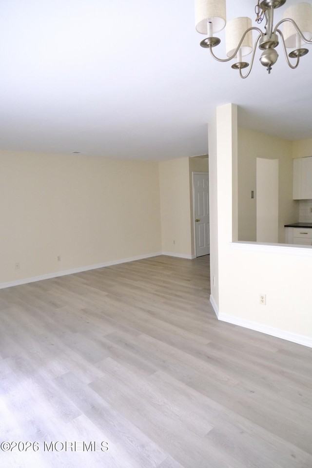 93 Oak Ln - Photo 4 of 16