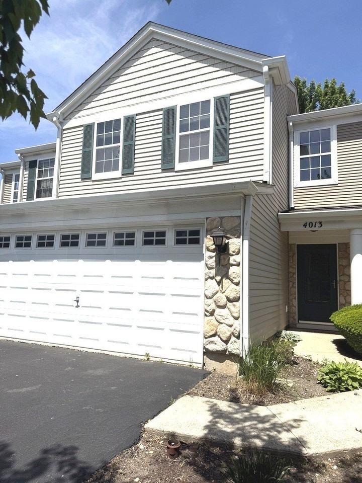 4013 Oak Tree Ln - Photo 2 of 20