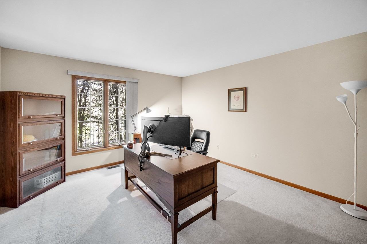 15538 Royal Glen Ct - Photo 6 of 16