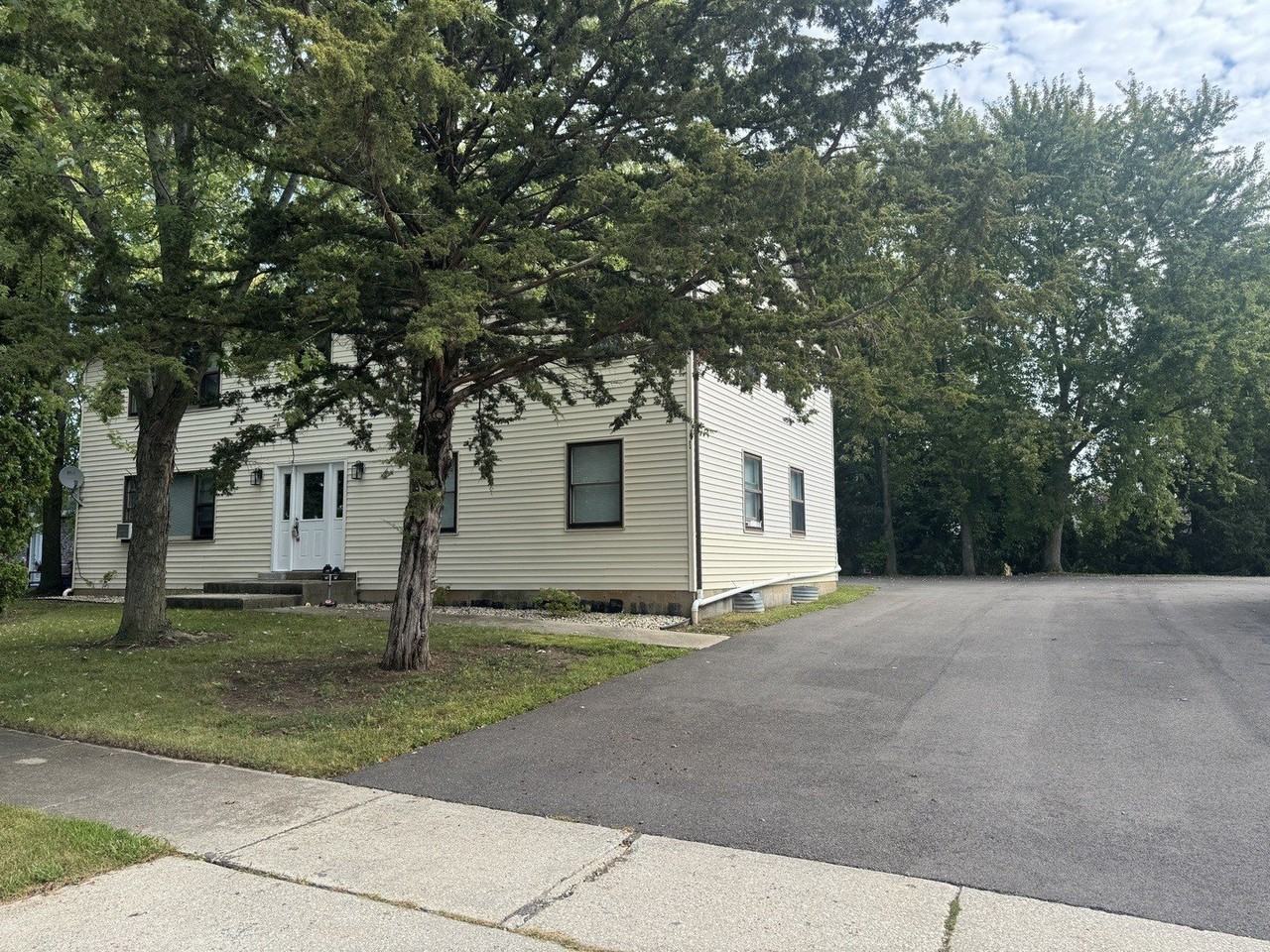 479 Eisenhower St #A - Photo 2 of 25