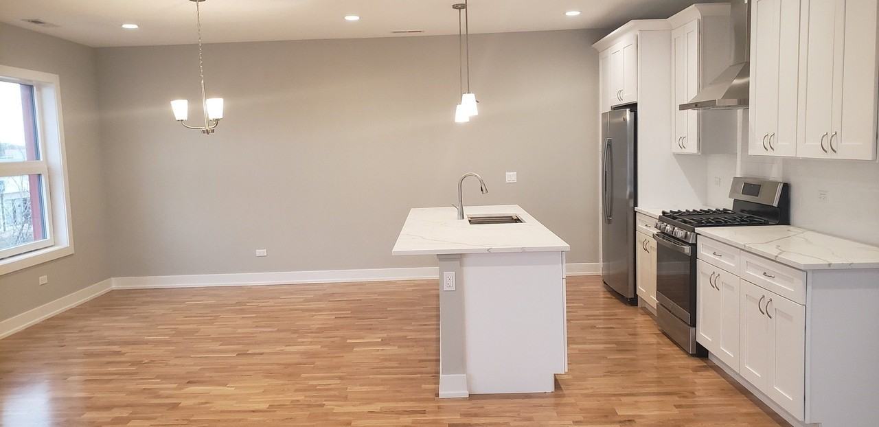 5051 N Harlem Ave #1 - Photo 3 of 14