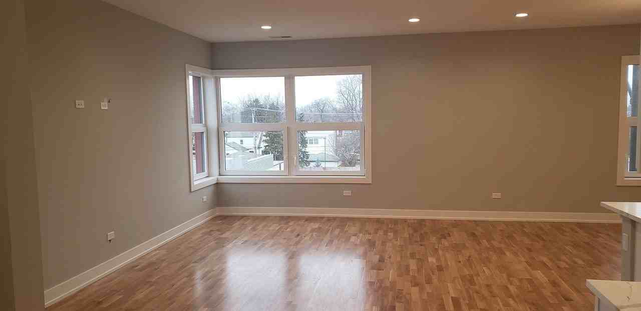5051 N Harlem Ave #1 - Photo 4 of 14