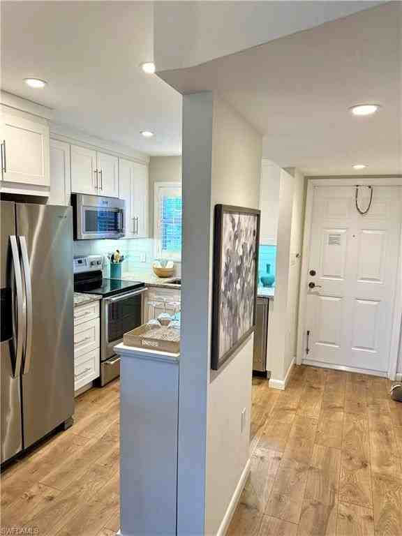 400 Forest Lakes Blvd #301 - Photo 3 of 10