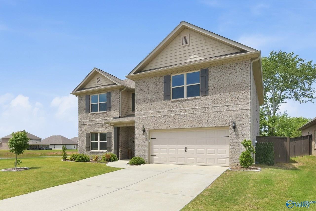 135 Varina Dr - Photo 6 of 34