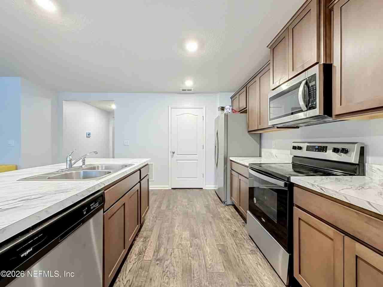 75346 Bridgewater Dr - Photo 4 of 23