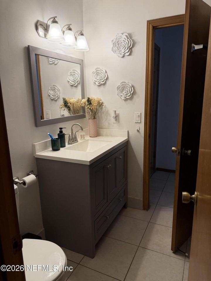 2368 Bitternut Way - Photo 6 of 9