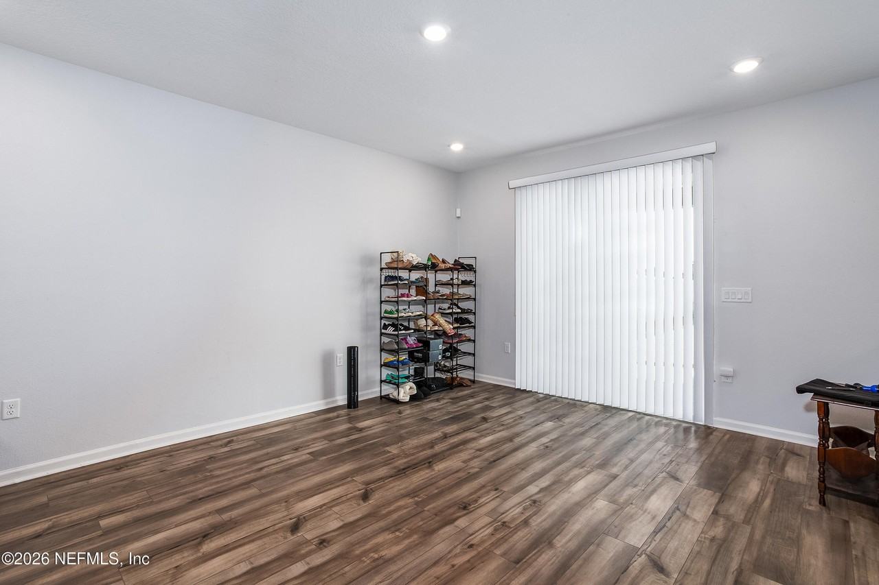 8263 Victory Crossing Blvd - Photo 7 of 21