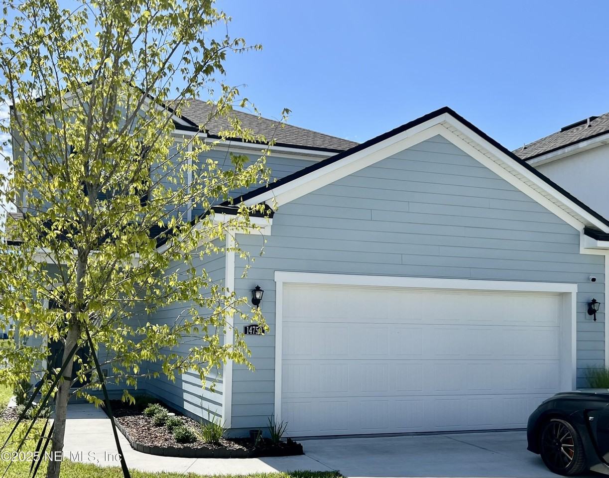 14750 Cashew Ave - Photo 2 of 30