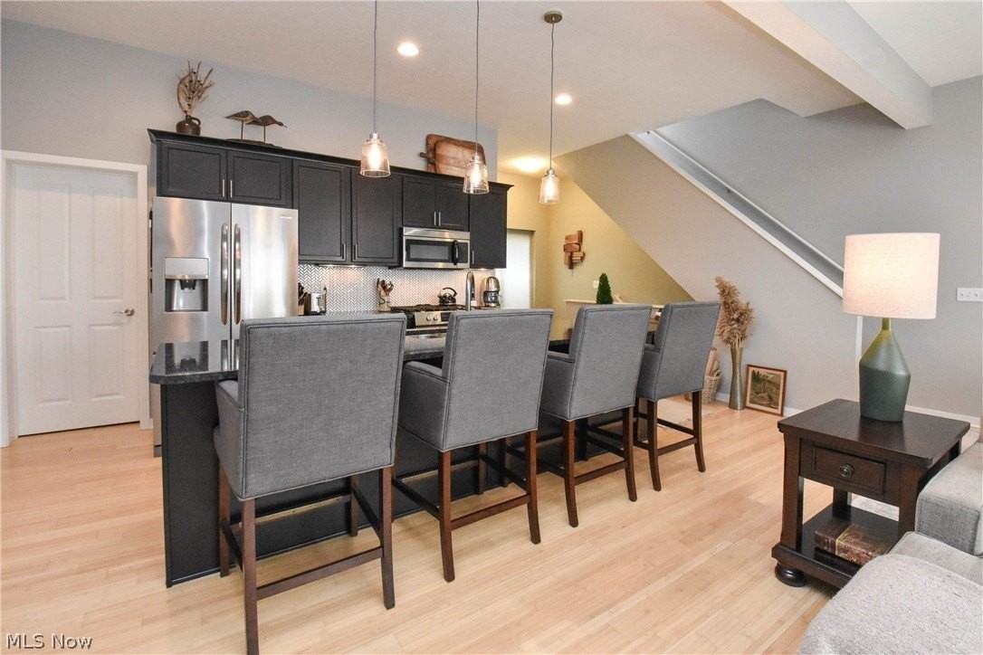 5735 Bridge Ave - Photo 4 of 34