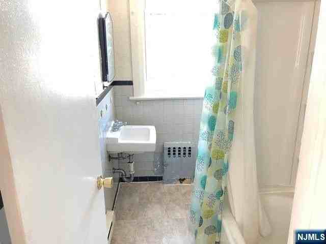 82 Park Ave - Photo 6 of 6