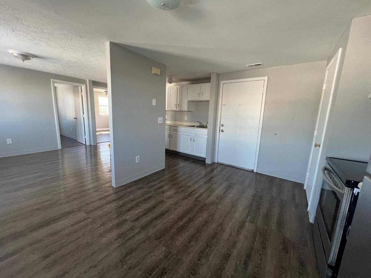 26 Ledge St #26B - Photo 2 of 18