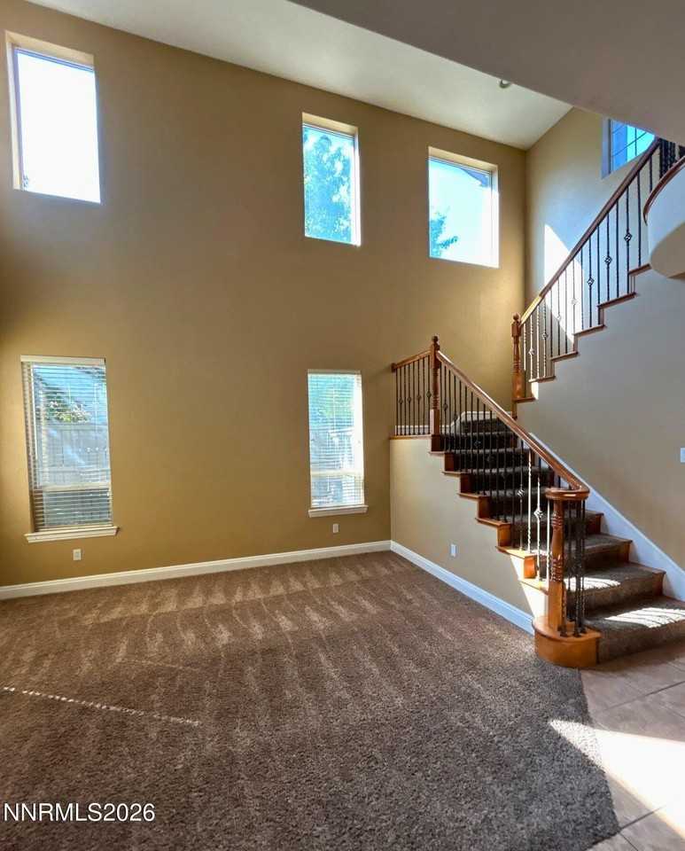 635 Ubaldo Ct - Photo 3 of 22