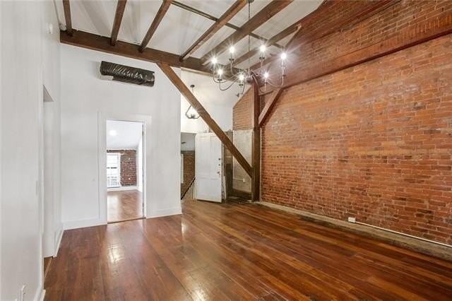 612 Julia St #D - Photo 3 of 11