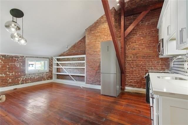 612 Julia St #D - Photo 6 of 11