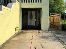 featured image of 4318 1/2 N Robertson St