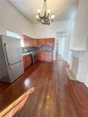 325 S Rendon St - Photo 3 of 14