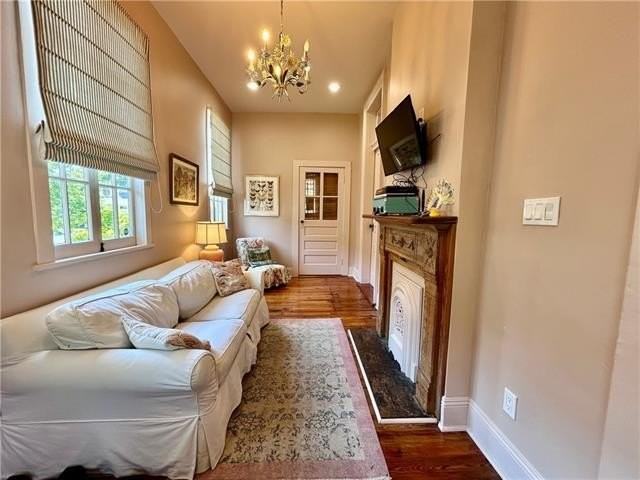 4936 Coliseum St - Photo 4 of 11