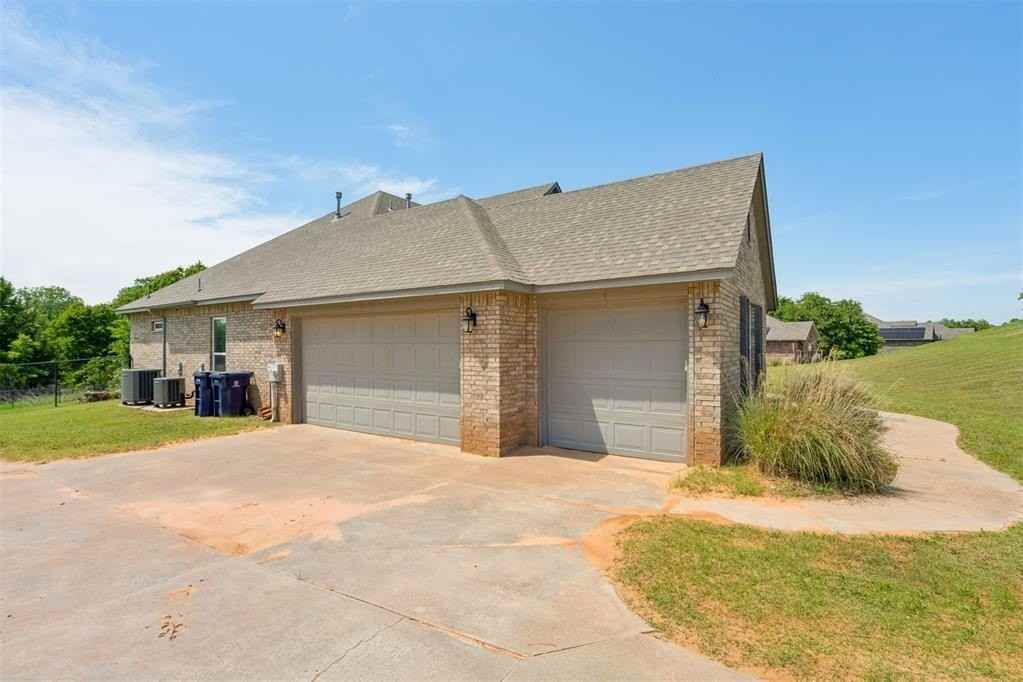 5709 Asheville Way - Photo 2 of 47