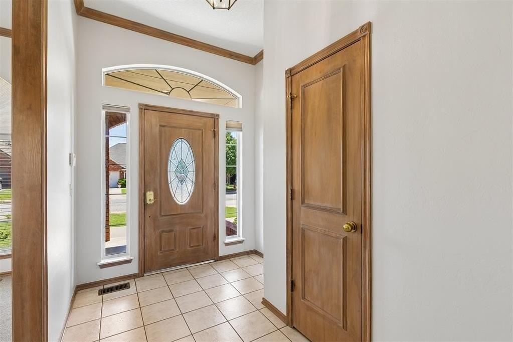 2725 Blue Quail Pass - Photo 2 of 36
