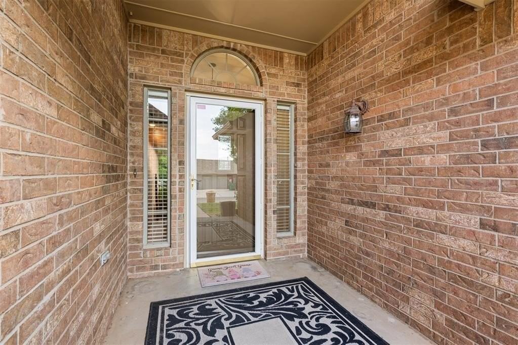 2725 Nw 166th St - Photo 2 of 41