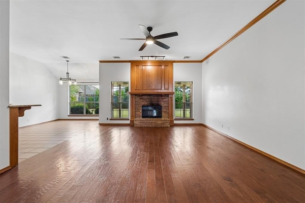 2725 Nw 166th St - Photo 5 of 41