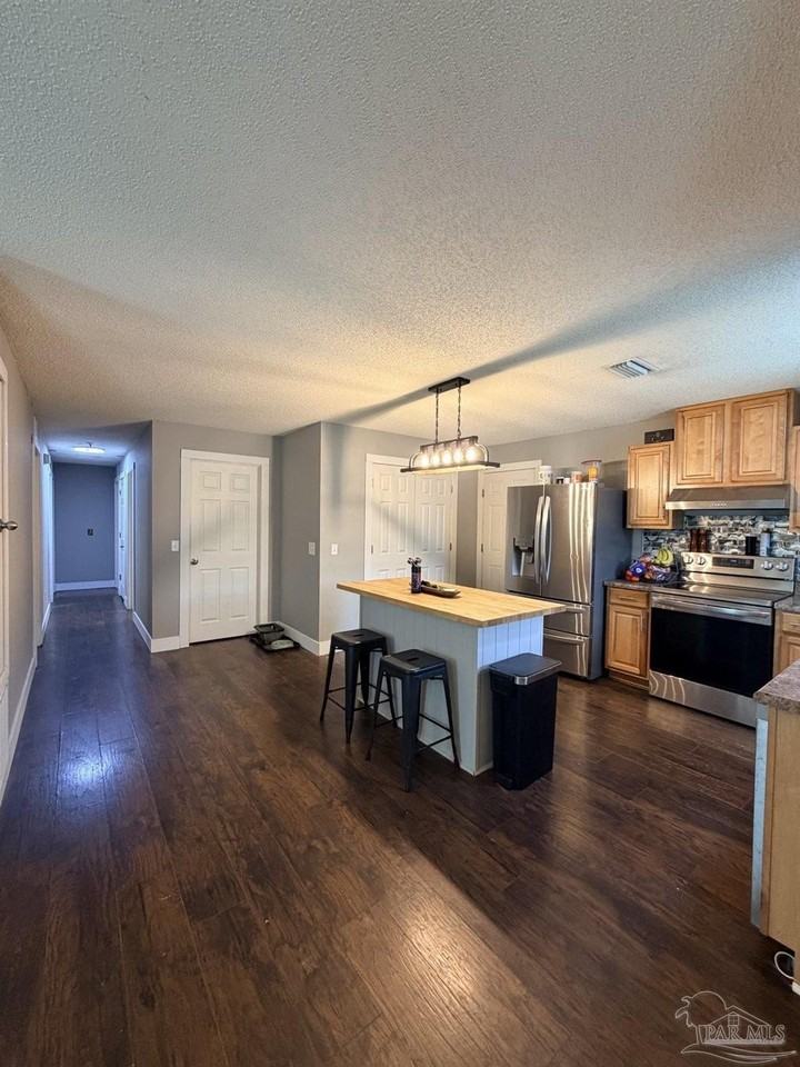 5877 Tryton Cir - Photo 5 of 20