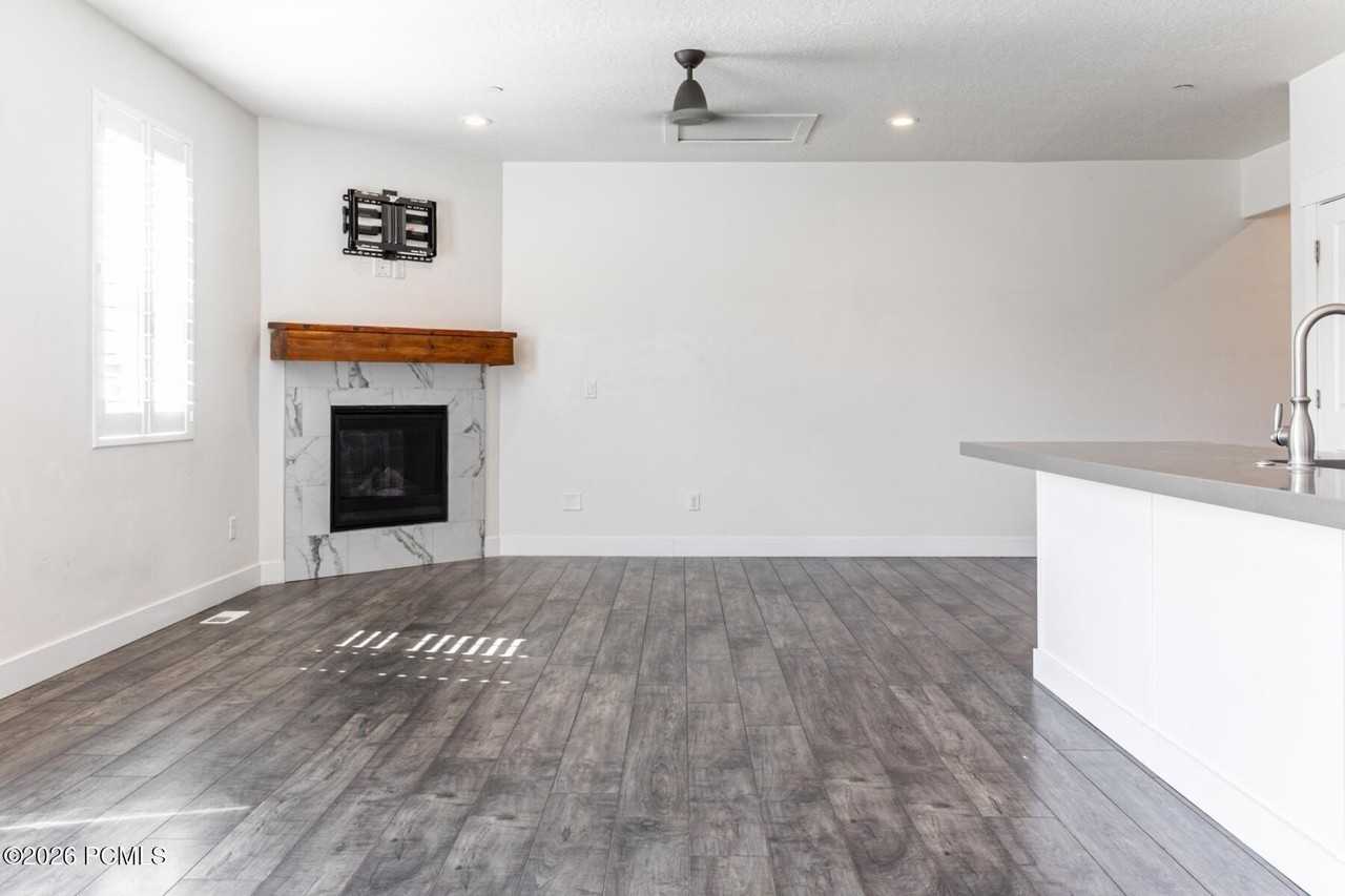 3359 Quarry Springs Dr - Photo 5 of 32