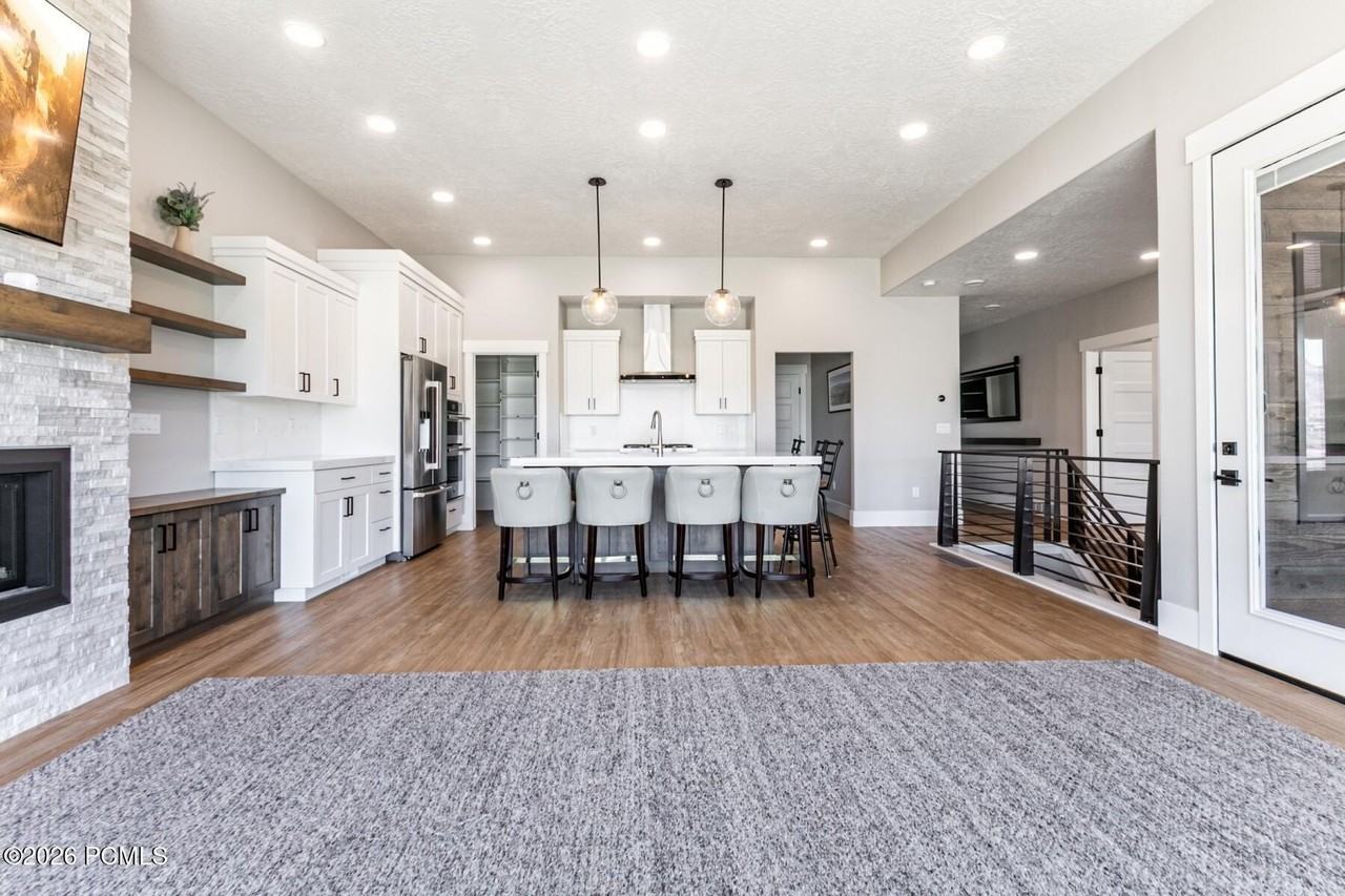 11477 N Vantage Ln #93 - Photo 4 of 32