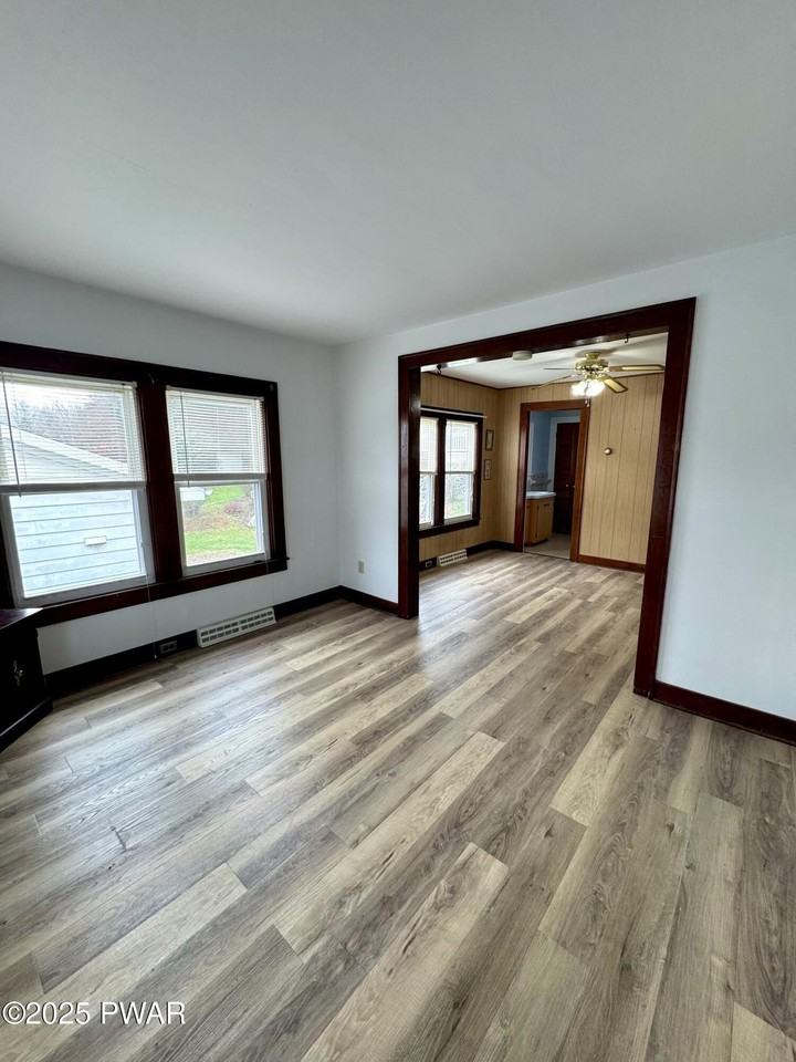 1240 Hillside Ave - Photo 7 of 10