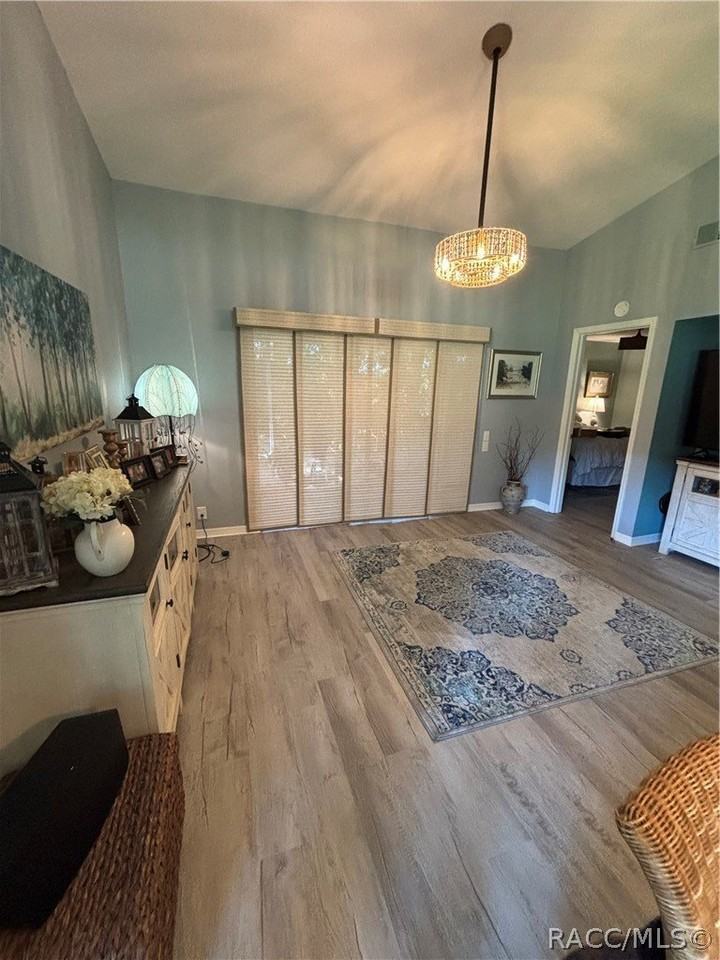 3636 N Lucille Dr - Photo 7 of 17