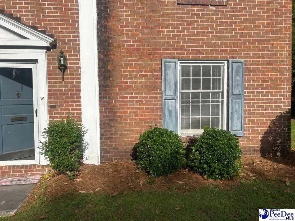 706 S Edisto Dr Apt W - Photo 2 of 9