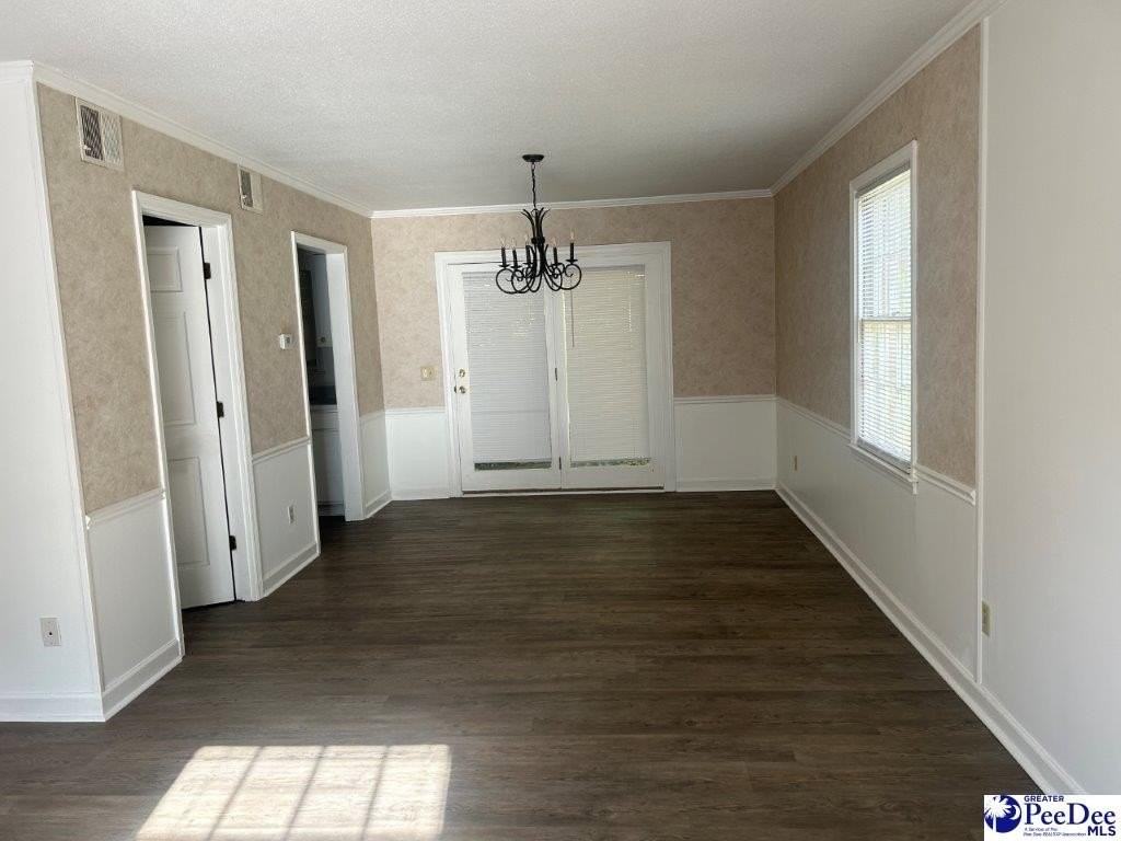 706 S Edisto Dr Apt W - Photo 4 of 9