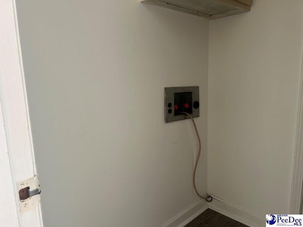 706 S Edisto Dr Apt W - Photo 5 of 9